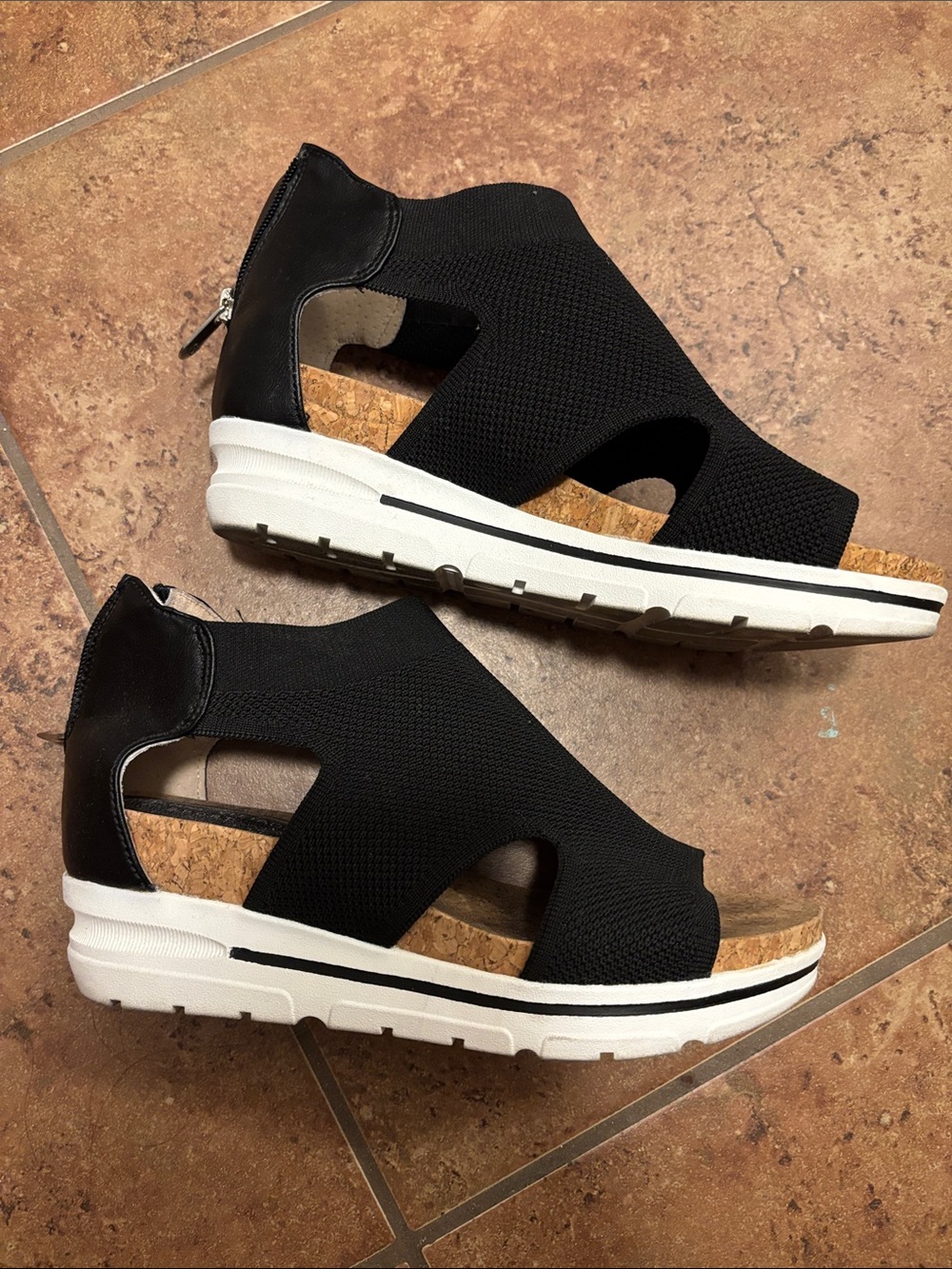 Adrienne Vittadini Black Knit Wedge Sandals with White Platform
